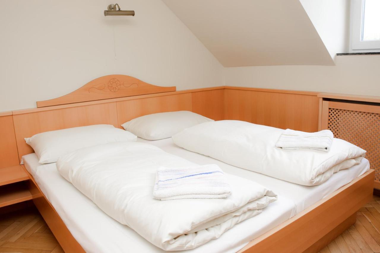 Csikar Csarda Es Panzio Hotel Koszeg Bagian luar foto