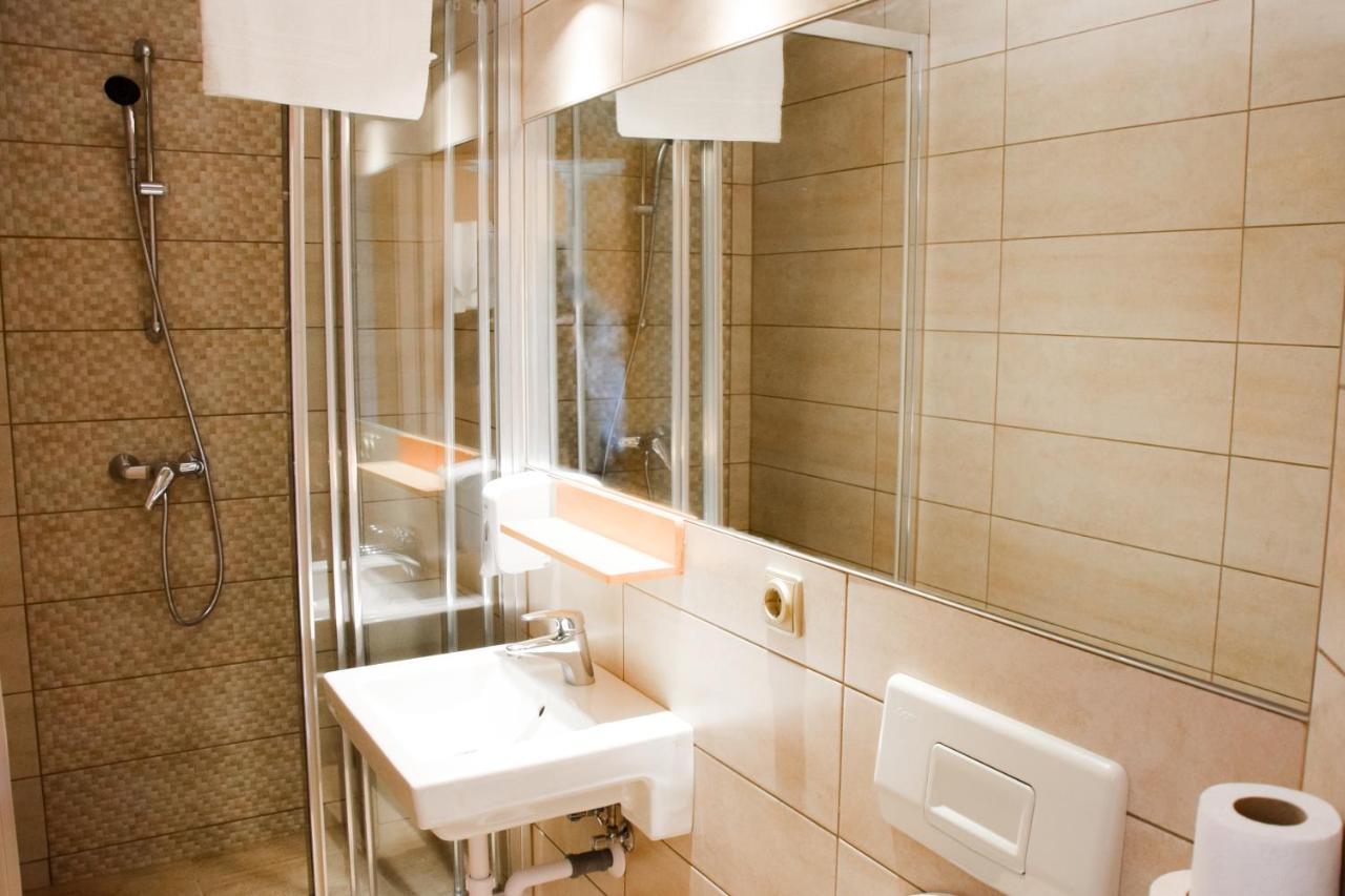 Csikar Csarda Es Panzio Hotel Koszeg Bagian luar foto