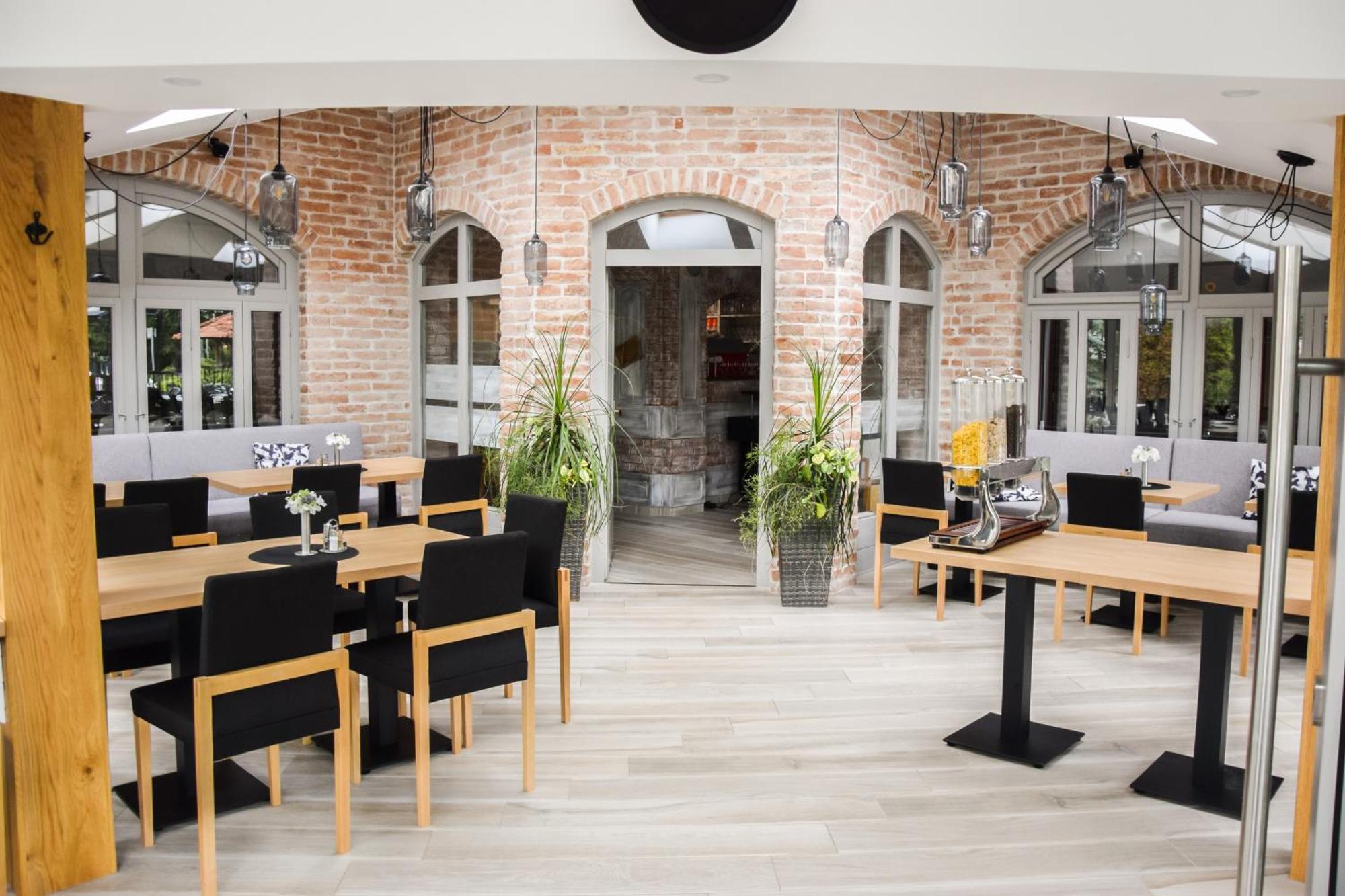 Csikar Csarda Es Panzio Hotel Koszeg Bagian luar foto