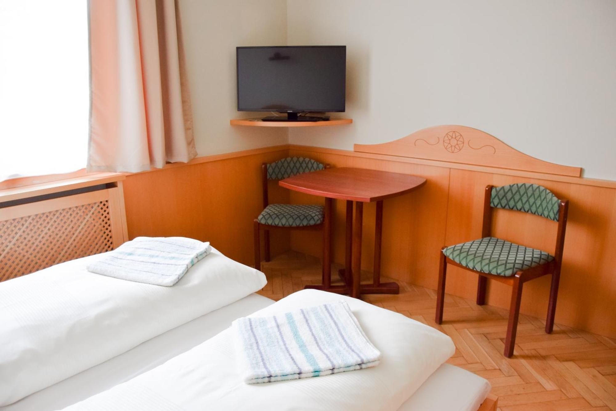 Csikar Csarda Es Panzio Hotel Koszeg Bagian luar foto